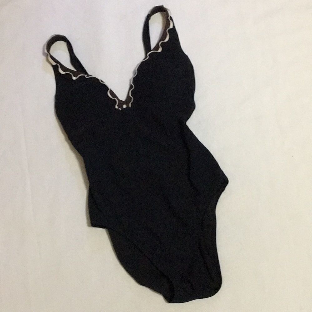 Profile swimsuit black size 8